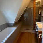 Lounge List